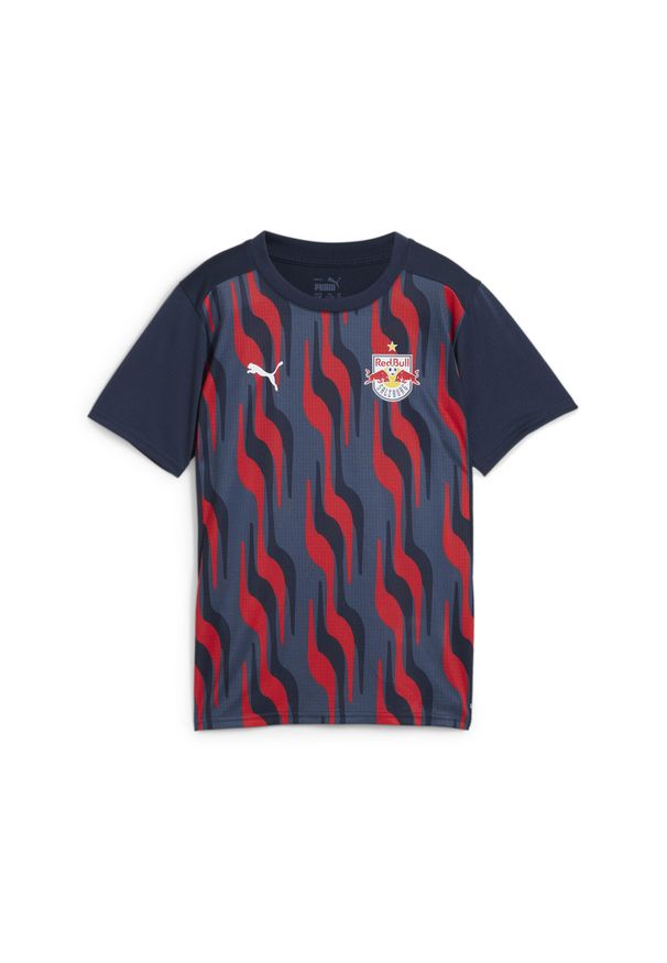 Puma - Młodzieżowa koszulka przedmeczowa z krótkim rękawem FC Red Bull Salzburg PUMA. Kolor: czerwony, niebieski, wielokolorowy. Długość rękawa: krótki rękaw. Długość: krótkie. Sport: piłka nożna