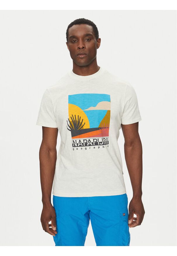 Napapijri T-Shirt S-Arbia NP0A4IE3 Écru Regular Fit. Kolor: kremowy. Materiał: bawełna