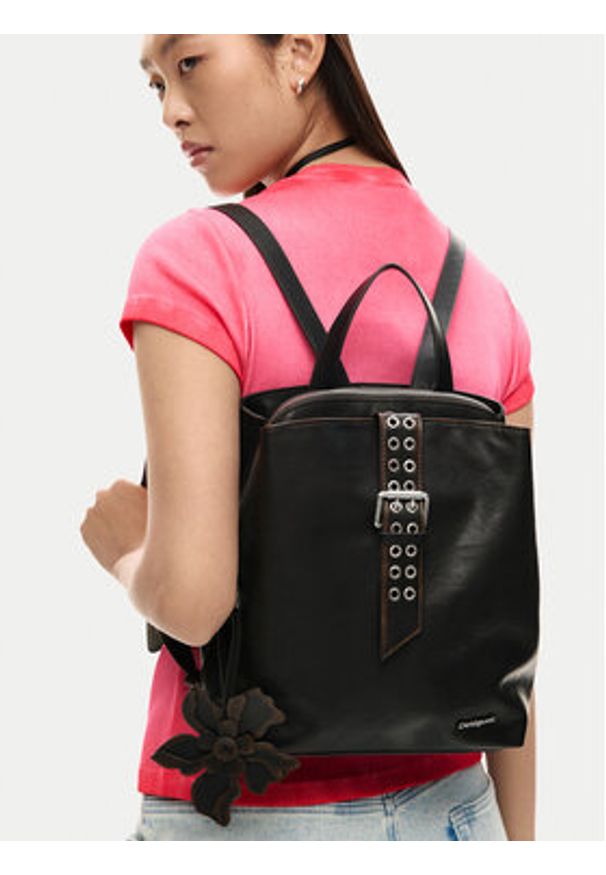 Desigual Plecak 26SAKP11 Brązowy. Kolor: brązowy. Materiał: skóra