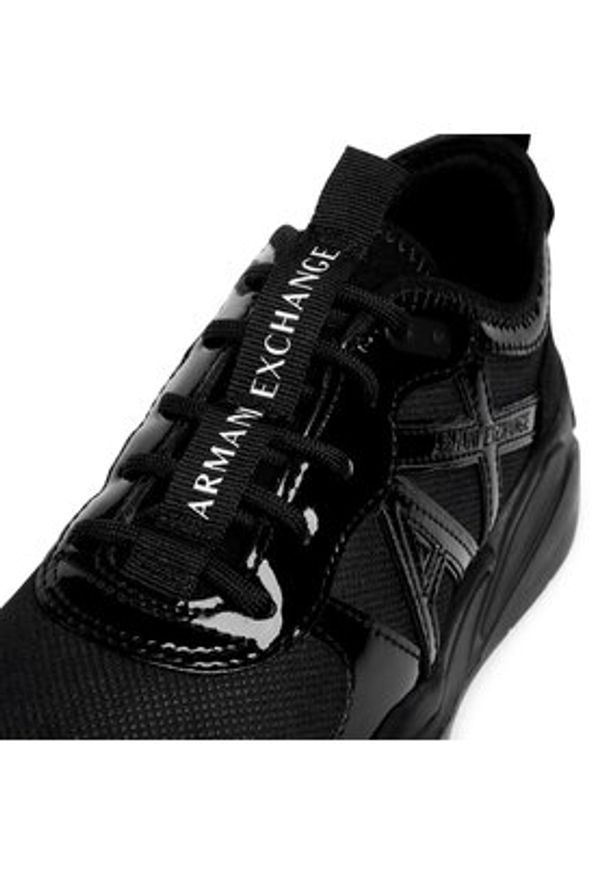 Armani Exchange Sneakersy XDX039 XV311 00002 Czarny. Kolor: czarny. Materiał: materiał