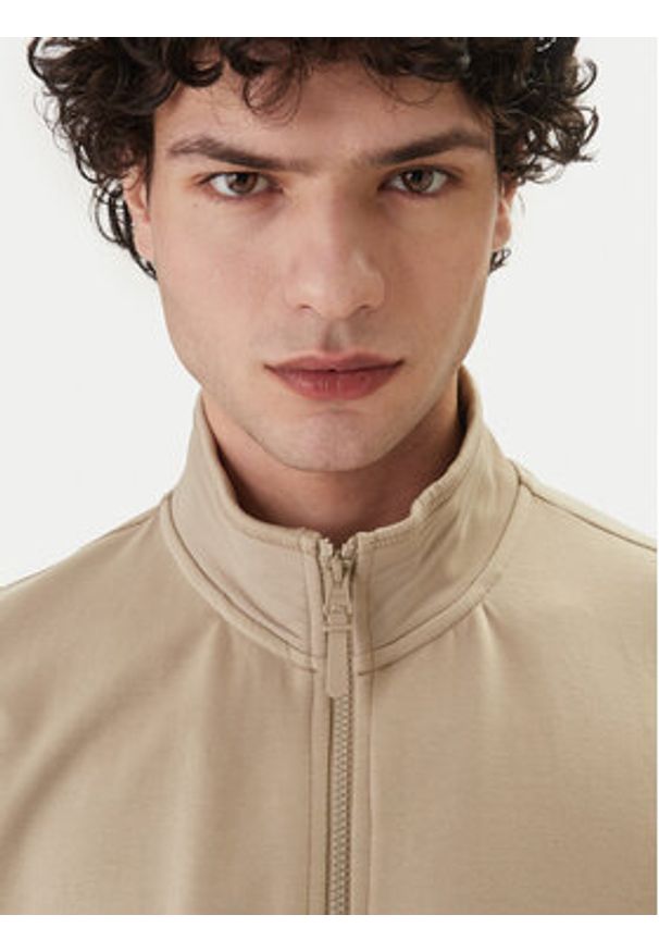 Guess Bluza Z6GQ04 K2833 Beżowy Regular Fit. Kolor: beżowy. Materiał: bawełna