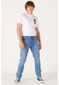 Wrangler - WRANGLER TEXAS SLIM MĘSKIE SPODNIE JEANSOWE BLUE MOON W12SU8392