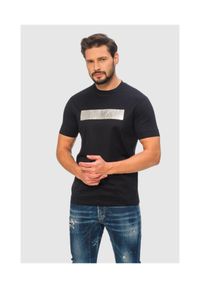Emporio Armani - EMPORIO ARMANI Granatowy t-shirt męski ze srebrnym logo, Rozmiar S. Kolor: niebieski. Materiał: prążkowany. Wzór: aplikacja