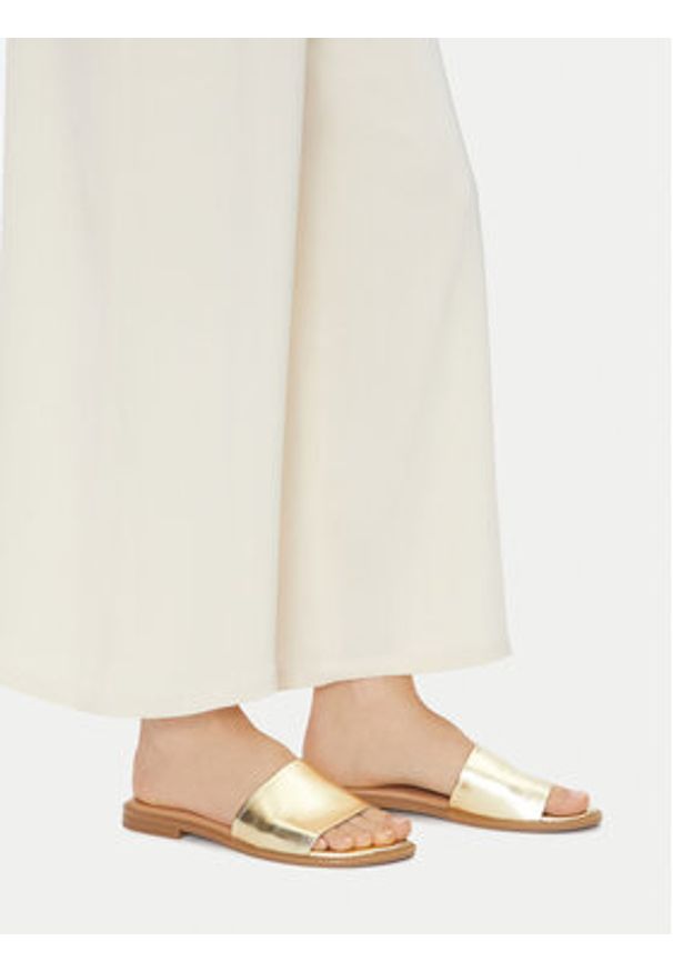 Lasocki Klapki EST-AFIONA-01 Złoty. Kolor: złoty. Materiał: skóra