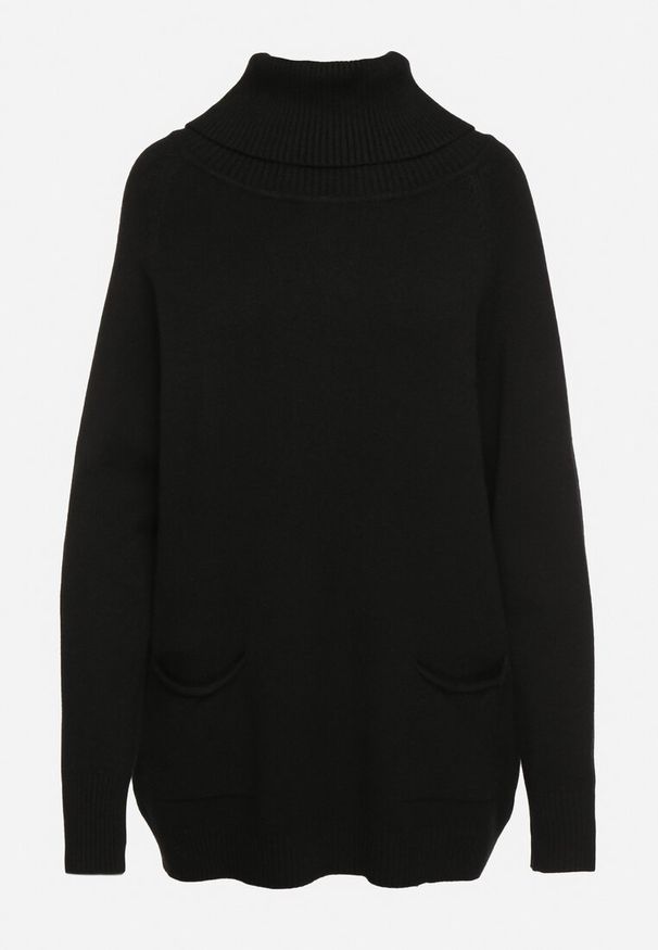 Born2be - Czarny Golf z Wiskozą Zdobiony Wsuwanymi Kieszonkami Viaela. Okazja: na co dzień. Typ kołnierza: golf. Kolekcja: plus size. Kolor: czarny. Długość: długie. Wzór: aplikacja. Materiał: wiskoza. Długość rękawa: długi rękaw. Styl: elegancki, casual