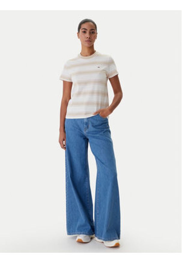 Tommy Jeans T-Shirt DW0DW21834 Beżowy Regular Fit. Kolor: beżowy. Materiał: bawełna