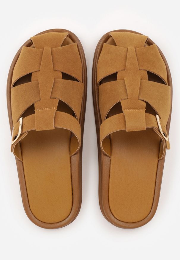 Born2be - Brązowe Klapki z Paskami i Kwadratową Sprzączką Olyndar. Okazja: na co dzień. Kolor: brązowy. Materiał: jeans. Sezon: lato. Styl: casual