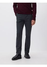 Reserved - Spodnie chino slim fit - ciemnoszary. Kolor: szary. Materiał: tkanina, bawełna