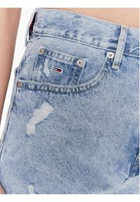 Tommy Jeans Szorty jeansowe DW0DW15602 Niebieski Mom Fit. Kolor: niebieski. Materiał: bawełna