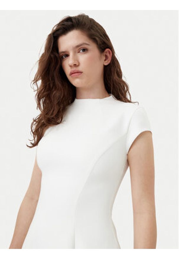 BARDOT - Bardot Sukienka koktajlowa 59329DB Biały Regular Fit. Kolor: biały. Materiał: syntetyk. Styl: wizytowy