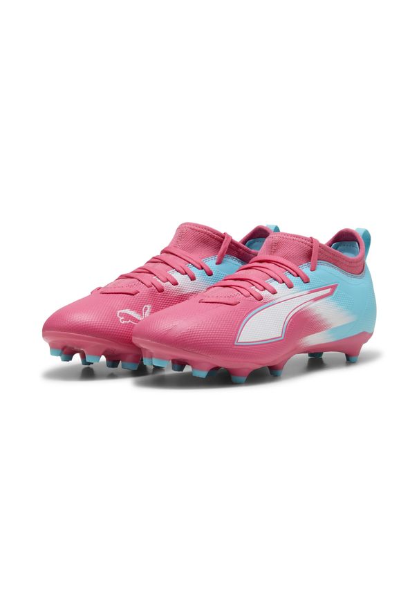 Puma - Młodzieżowe buty piłkarskie ULTRA 6 MATCH RE-CHARGE FG/AG PUMA. Kolor: różowy, niebieski, wielokolorowy. Sport: piłka nożna