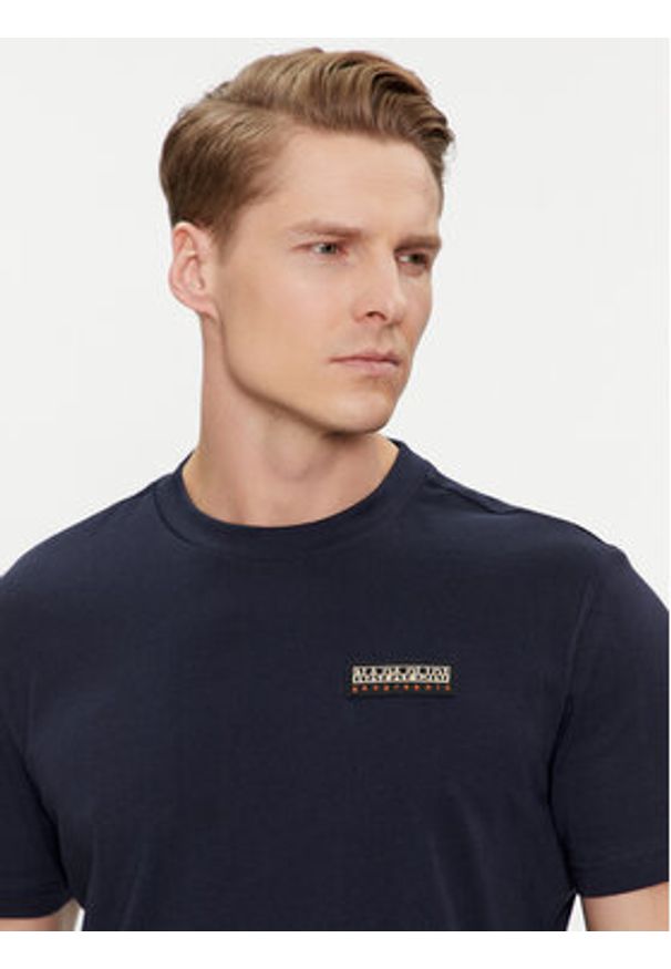 Napapijri T-Shirt Iaato NP0A4HFZ Granatowy Regular Fit. Kolor: niebieski. Materiał: bawełna