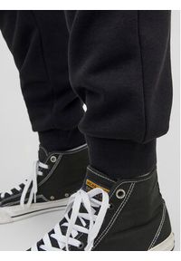 Jack & Jones Spodnie dresowe Gordon 12249274 Czarny Regular Fit. Kolor: czarny. Materiał: syntetyk, bawełna #6