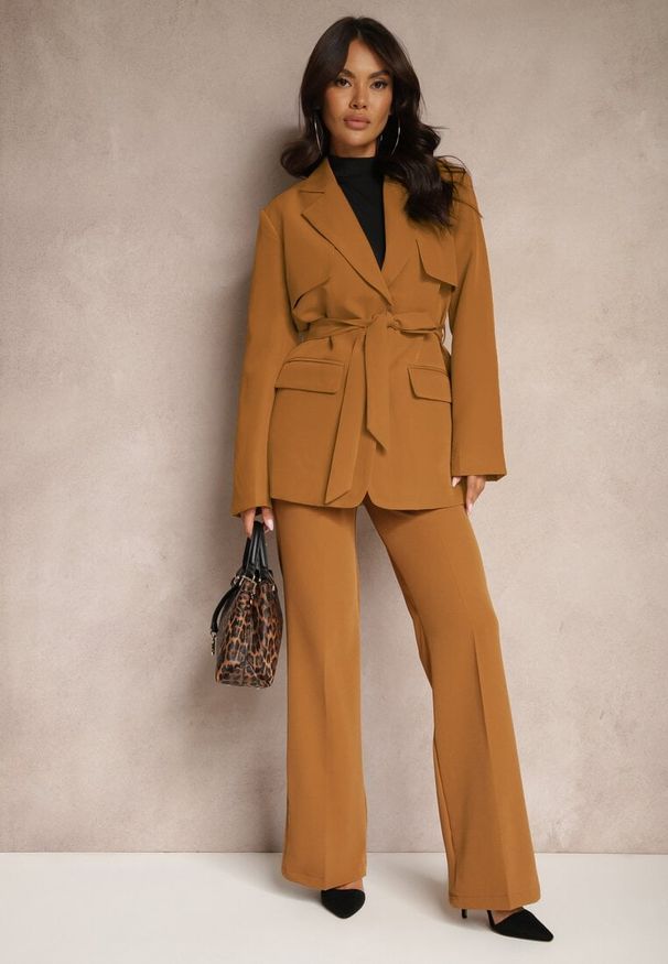 Renee - Brązowe Eleganckie Spodnie Garniturowe o Szerokim Kroju z Kieszeniami Zinolana. Okazja: na co dzień, na spotkanie biznesowe. Kolor: brązowy. Styl: elegancki