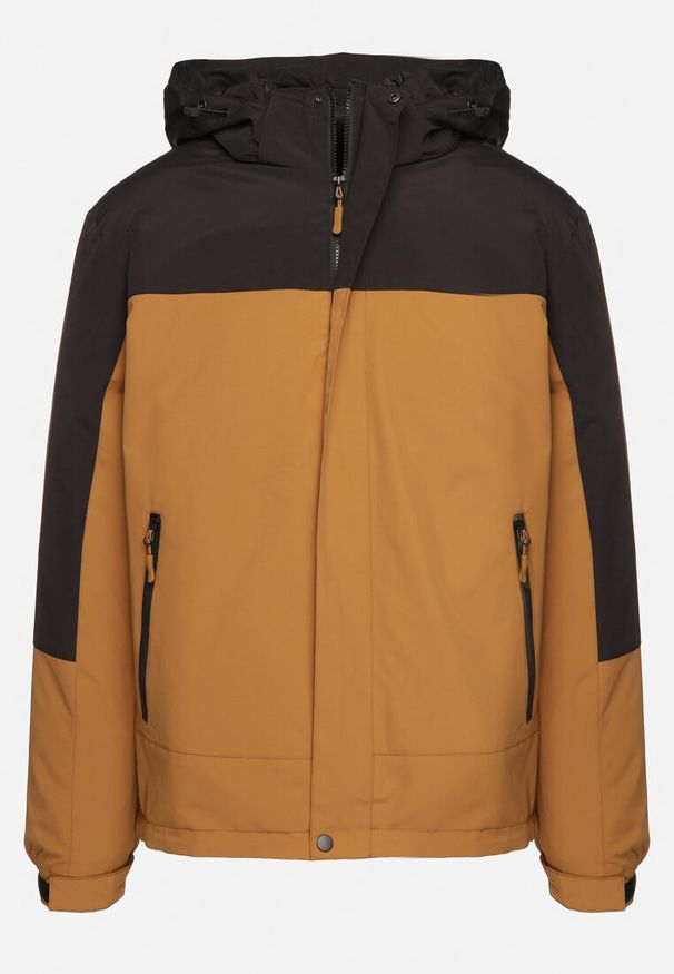 Born2be - Brązowo-Czarna Dwustronna Kurtka Wiatrówka z Geometrycznym Wzorem Odpinanym Wnętrzem i Kapturem Savathia. Okazja: na co dzień. Kolor: brązowy. Materiał: tkanina, jeans. Wzór: geometria. Sezon: zima. Styl: casual, elegancki