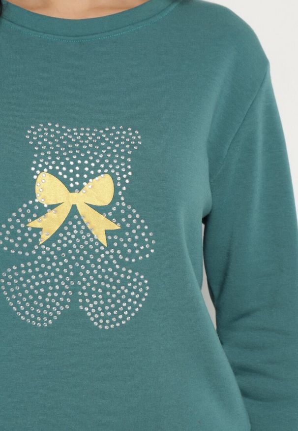 Born2be - Zielony Bawełniany Komplet Dresowy z Ociepleniem i Misiem Bluza i Spodnie z Gumką w Pasie Nelasina. Kolor: zielony. Materiał: bawełna, dresówka. Wzór: aplikacja