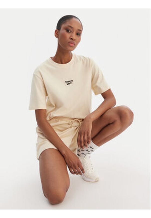 Reebok T-Shirt Suzie RK25505CCW Beżowy Relaxed Fit. Kolor: beżowy. Materiał: bawełna