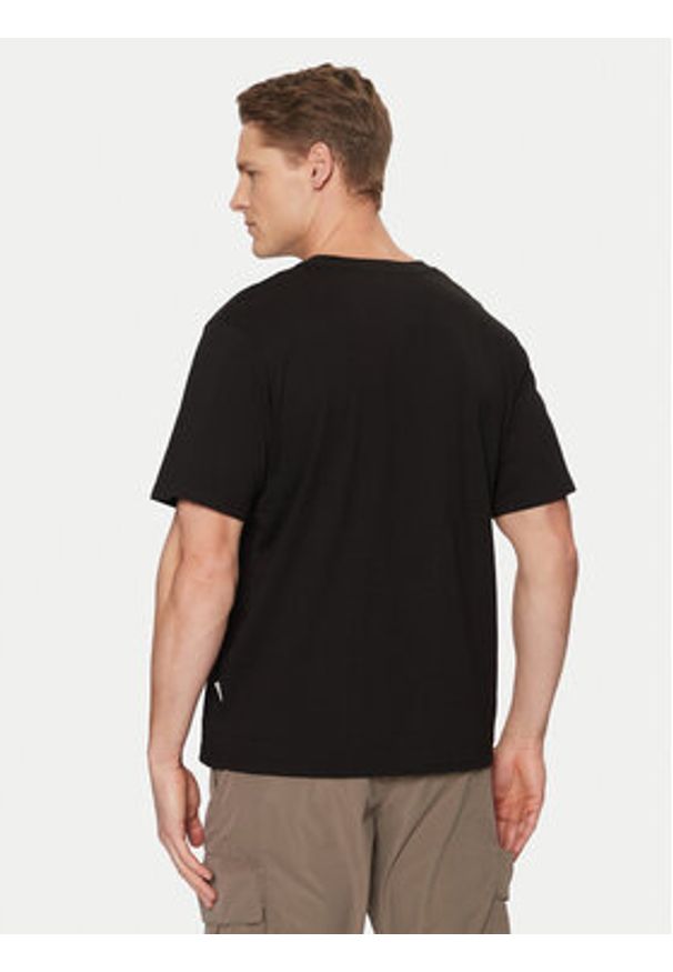 Jack & Jones - Jack&Jones T-Shirt Boston 12273400 Czarny Relaxed Fit. Kolor: czarny. Materiał: bawełna