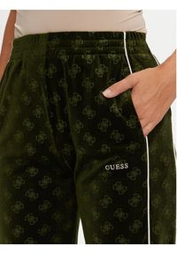 Guess Spodnie materiałowe Krissy V4BB05 KCHS2 Zielony Relaxed Fit. Kolor: zielony. Materiał: syntetyk #4