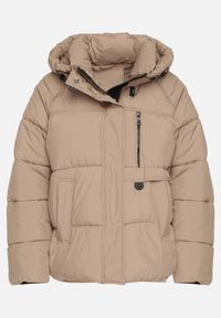 Born2be - Ciemnobeżowa Oversizowa Kurtka z Pikowanymi Przeszyciami i Kapturem Galimea. Okazja: na co dzień. Kolor: beżowy. Materiał: jeans, poliester. Wzór: aplikacja. Styl: klasyczny, casual #3