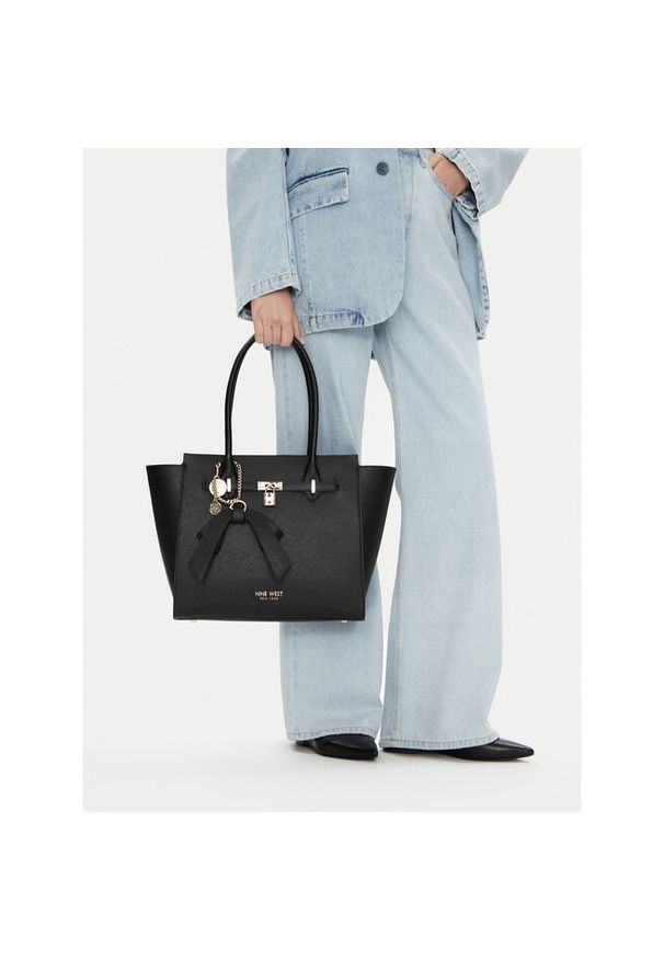 Torebka Nine West. Kolor: czarny