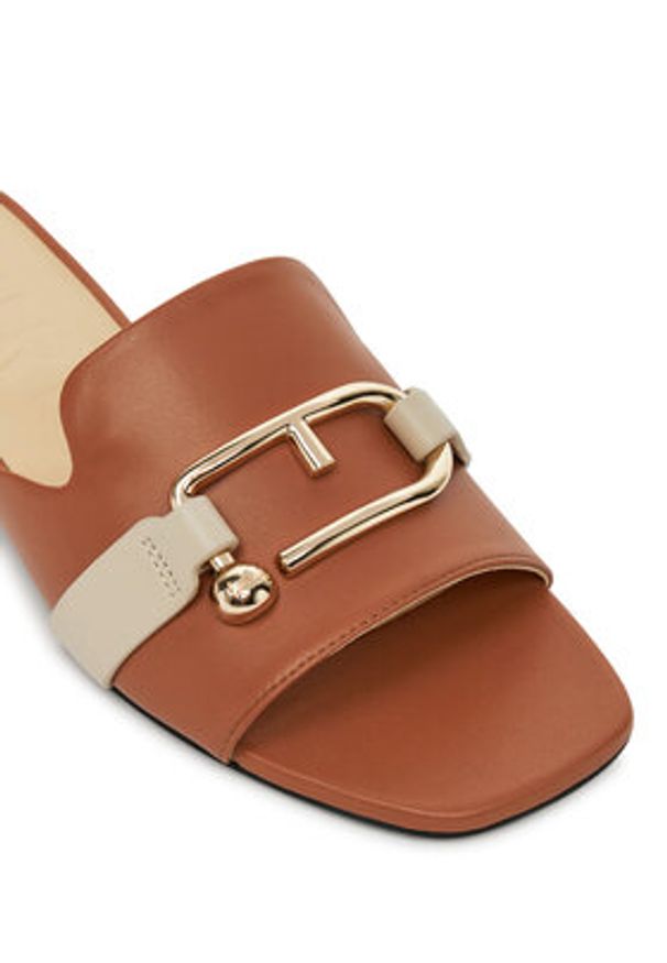 Furla Klapki Nuvola YJ36FNU NCO000 3543S Brązowy. Kolor: brązowy. Materiał: skóra