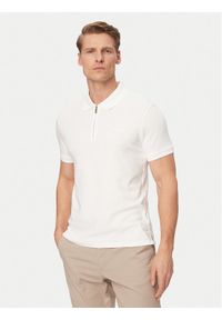 Calvin Klein Polo LV04LE255G Biały Slim Fit. Typ kołnierza: polo. Kolor: biały. Materiał: bawełna #1