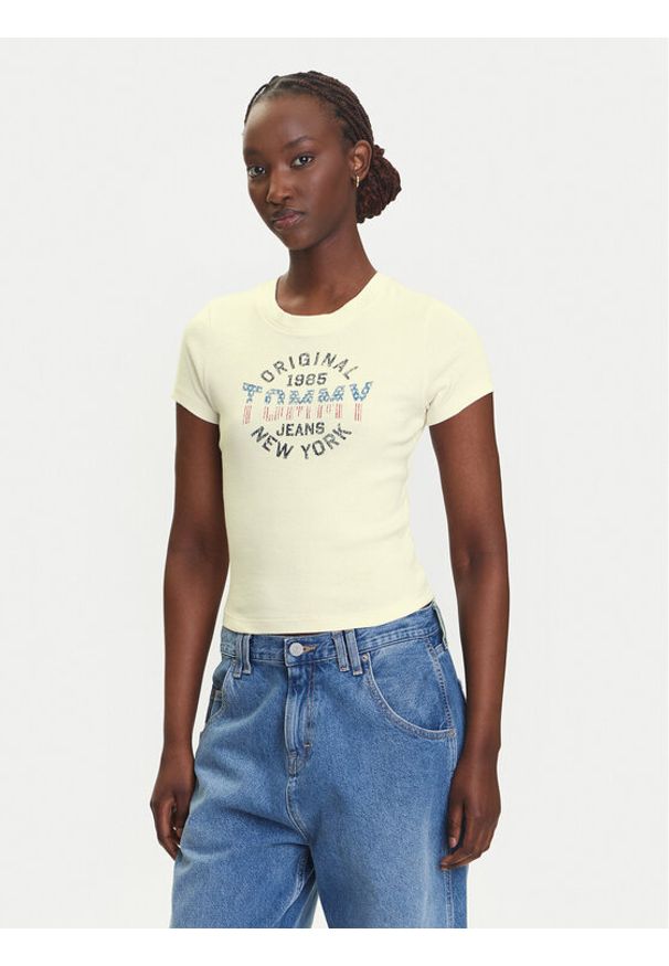 Tommy Jeans T-Shirt DW0DW21421 Écru Slim Fit. Kolor: kremowy. Materiał: bawełna