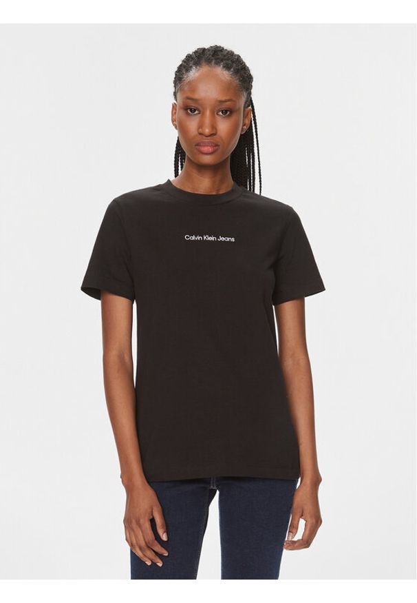Calvin Klein Jeans T-Shirt J20J221065 Czarny Regular Fit. Kolor: czarny. Materiał: bawełna