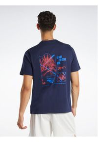 Reebok T-Shirt Reebok Basketball Court Top T-Shirt HM6239 Niebieski Relaxed Fit. Kolor: niebieski. Materiał: bawełna #6