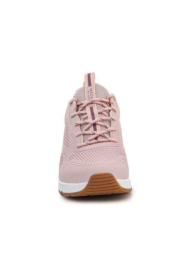 skechers - Buty treningowe damskie Skechers Uno 2 Traveler. Zapięcie: sznurówki. Kolor: beżowy. Materiał: materiał, syntetyk. Szerokość cholewki: normalna