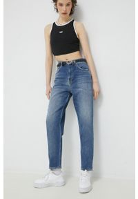 Tommy Jeans jeansy Mom Jean damskie high waist. Stan: podwyższony. Kolor: niebieski #1