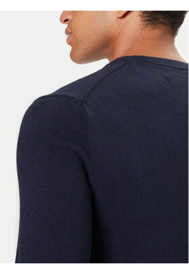 Guess Sweter M5YR27 Z0122 Granatowy Slim Fit. Kolor: niebieski. Materiał: syntetyk