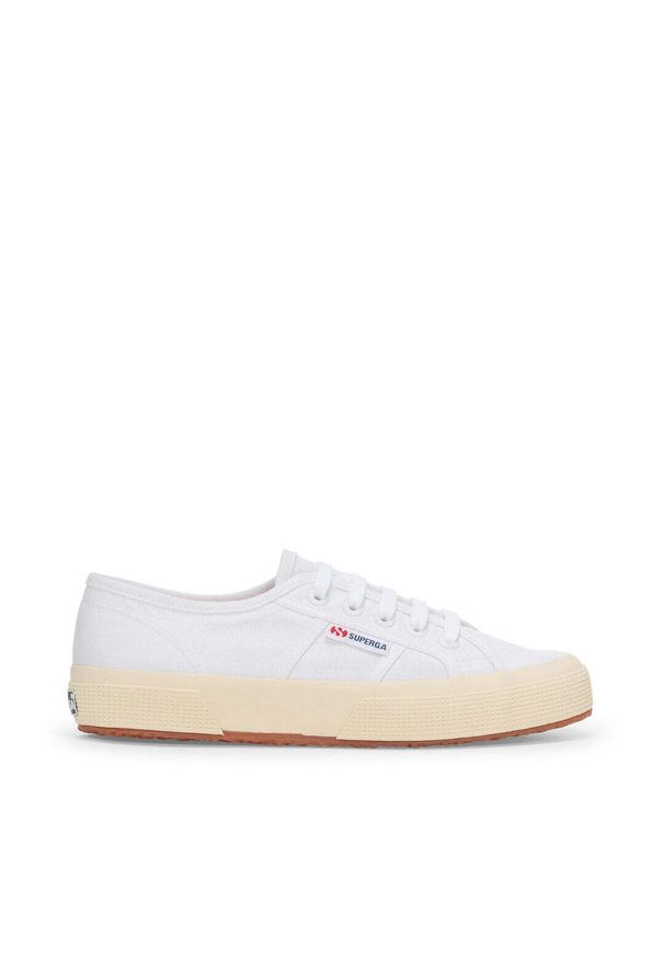 Sneakersy damskie Superga 2750 Linen. Okazja: na co dzień. Kolor: biały