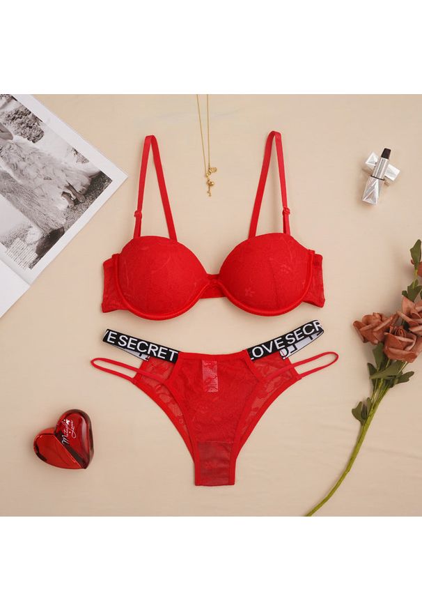 Intica - Biustonosz push-up regulowany z majtkami komplet modelujący Starlin. Kolor: czerwony. Materiał: materiał