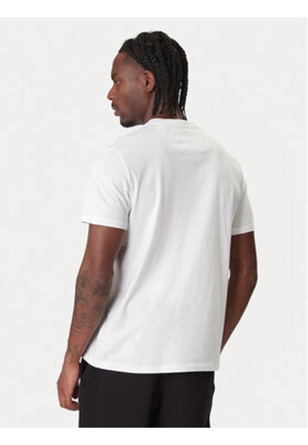 Guess T-Shirt Z6RI06 I3Z14 Biały Regular Fit. Kolor: biały. Materiał: bawełna