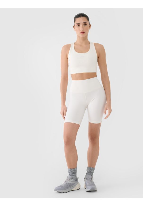 4f - 4F Biustonosz treningowy z niskim wsparciem damski - biały XL. Kolor: biały. Materiał: dzianina, elastan, włókno, syntetyk, materiał, guma. Rodzaj stanika: wyciągane miseczki. Wzór: gładki, jednolity, ze splotem. Sport: fitness, joga i pilates