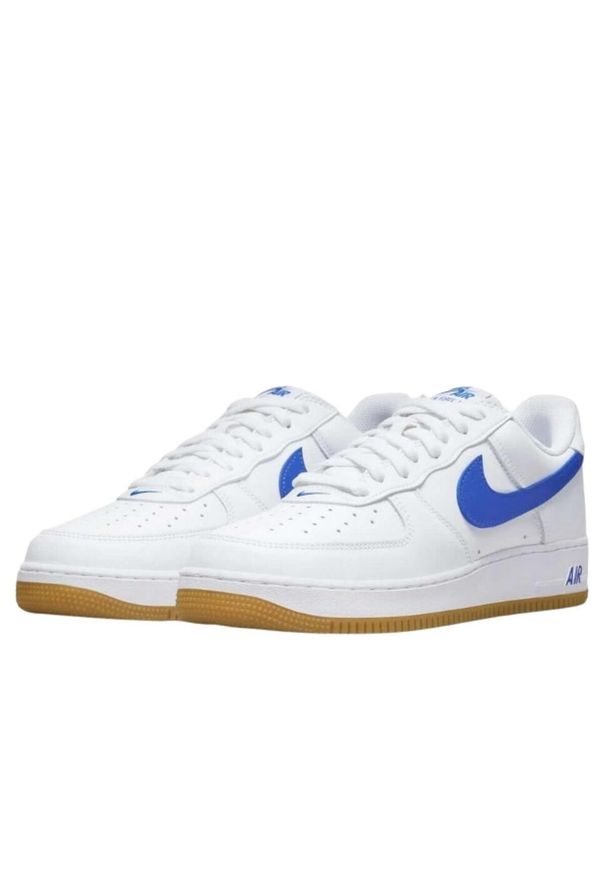 Buty do chodzenia męskie Nike Air Force 1 Low Retro. Zapięcie: sznurówki. Kolor: biały. Materiał: materiał, syntetyk. Szerokość cholewki: normalna. Model: Nike Air Force. Sport: turystyka piesza