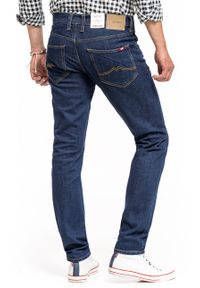 Mustang - MUSTANG OREGON TAPERED MĘSKIE SPODNIE JEANSOWE JEANS DENIM BLUE 1014042 5000 940. Okazja: na co dzień. Stan: obniżony. Styl: rockowy, klasyczny, casual, elegancki #9