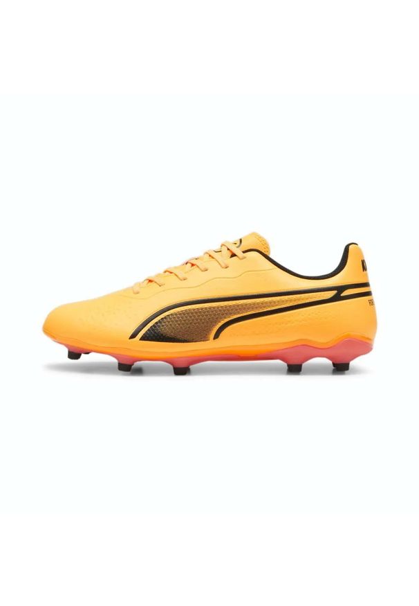 Buty piłkarskie męskie Puma King Match. Zapięcie: sznurówki. Kolor: czarny, pomarańczowy, wielokolorowy. Materiał: syntetyk, tkanina, materiał. Szerokość cholewki: normalna. Sport: piłka nożna