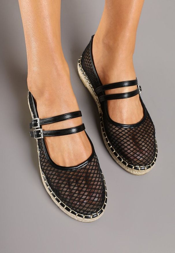 Born2be - Czarne Espadryle z Siateczkową Cholewką Plecionką i Paskami Dorlexia. Okazja: na co dzień. Zapięcie: pasek. Kolor: czarny. Szerokość cholewki: normalna. Sezon: lato, wiosna. Styl: elegancki, casual