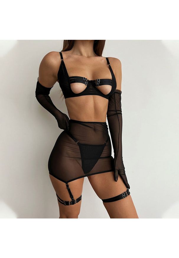 Intica - Koronkowy komplet bielizny na romantyczny wieczór Liljanka. Kolor: czarny. Materiał: koronka. Wzór: aplikacja, koronka