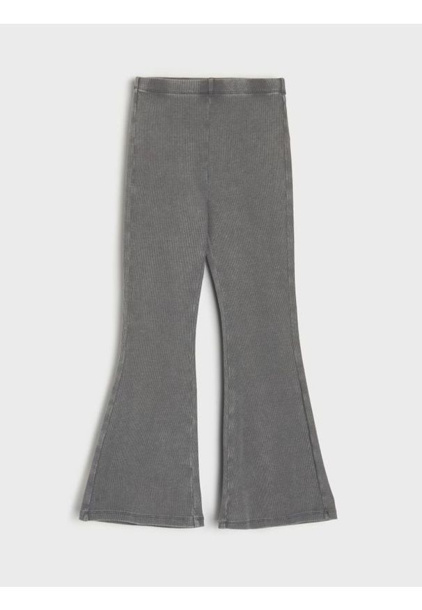 Sinsay - Legginsy flare z efektem sprania - szary. Kolor: szary