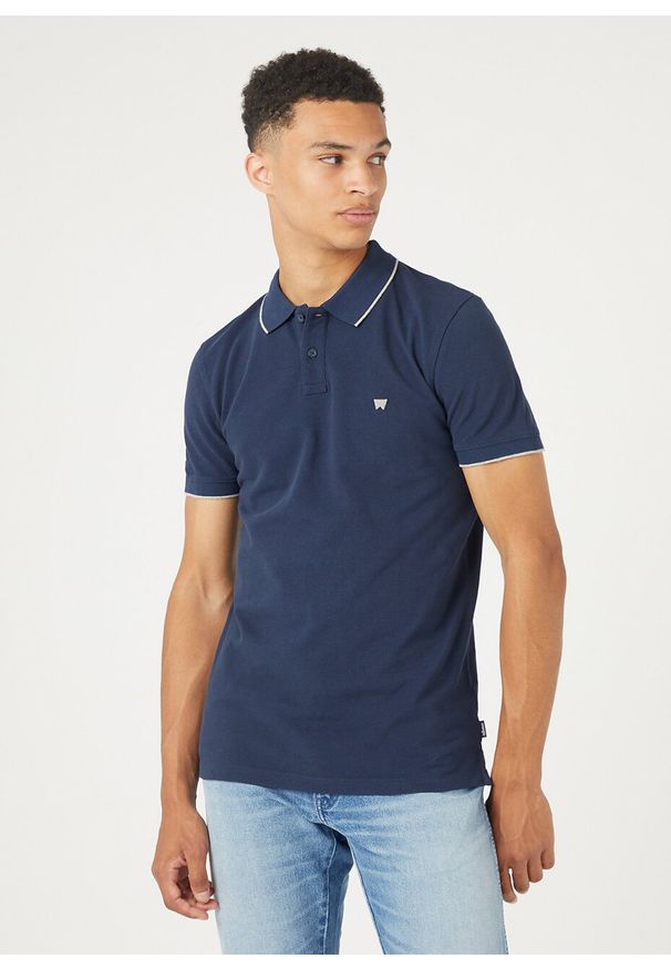 Wrangler - WRANGLER POLO SHIRT MĘSKA KOSZULKA POLO NAVY W7BHK4114. Typ kołnierza: polo