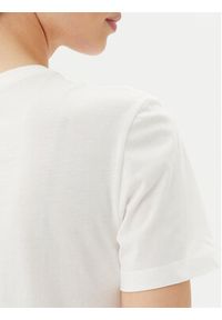 only - ONLY T-Shirt Kita 15349150 Biały Regular Fit. Kolor: biały. Materiał: bawełna #6