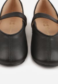 Born2be - Czarne Klasyczne Balerinki Mary Jane z Paskiem z Klamerką Timabelle. Okazja: na uczelnię. Zapięcie: pasek. Kolor: czarny. Materiał: jeans. Styl: klasyczny #3