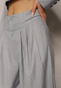 Renee - Szare Eleganckie Spodnie High Waist o Szerokim Kroju z Dodatkiem Wiskozy Irelivia. Okazja: do pracy, na spotkanie biznesowe. Stan: podwyższony. Kolor: szary. Materiał: wiskoza. Styl: elegancki