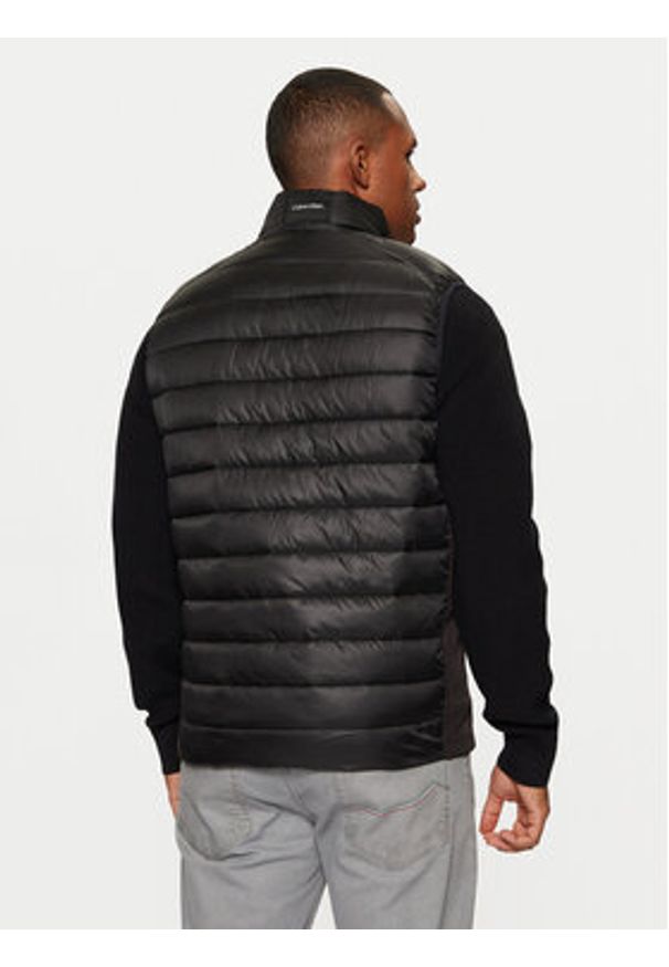 Calvin Klein Bezrękawnik Side Logo K10K108292 Czarny Regular Fit. Kolor: czarny. Materiał: syntetyk. Długość rękawa: bez rękawów