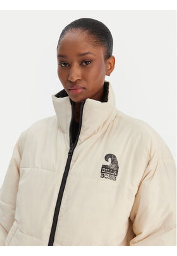 Billabong Kurtka zimowa Cozy Puffer EBJJK00140 Czarny Regular Fit. Kolor: czarny. Materiał: syntetyk. Sezon: zima