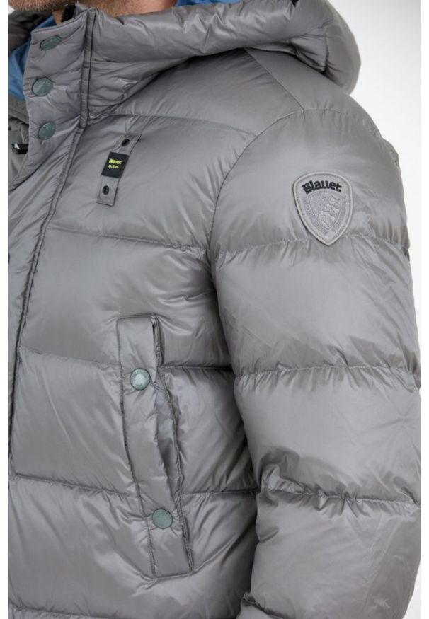 Blauer USA - BLAUER Stalowa puchowa kurtka męska Tracy z kapturem, Rozmiar L. Typ kołnierza: kaptur. Kolor: srebrny. Materiał: puch